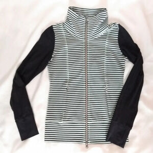 Lululemon women's striped everyday yoga zip up jacket EUC 4